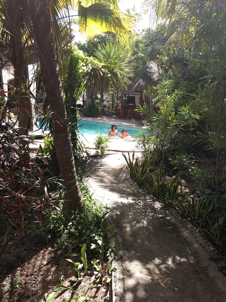 Green Tulum Cabanas & Gardens Екстер'єр фото